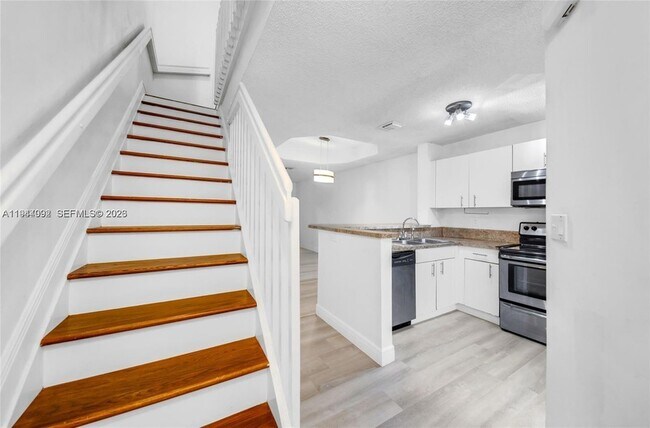 Foto del edificio - 14260 SW 121st Pl