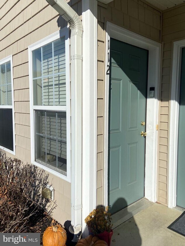 112 Red Bud Ln, Mantua Township, NJ 08051 Apartment for Rent in