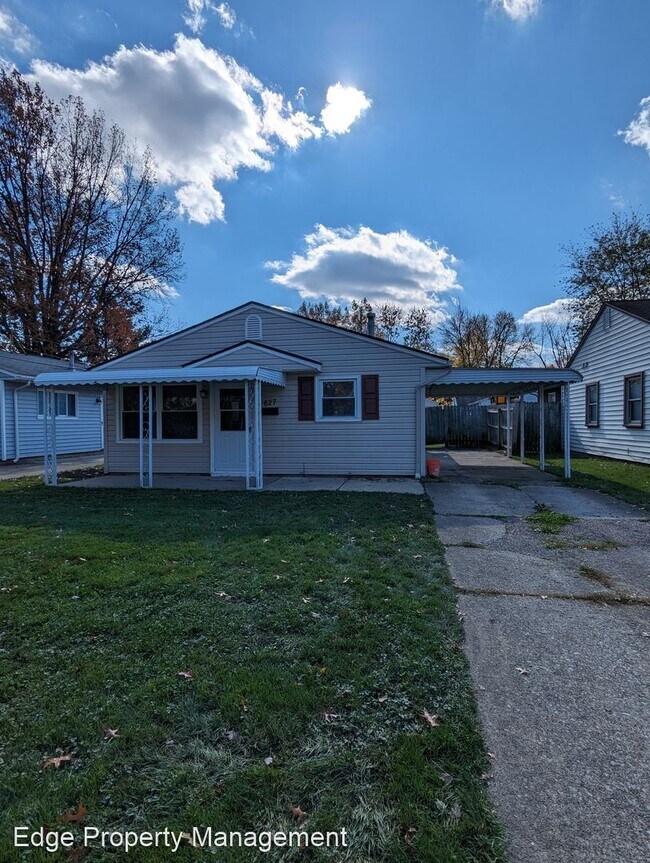 Foto del edificio - 3 br, 1 bath House - 627 Case Ave.