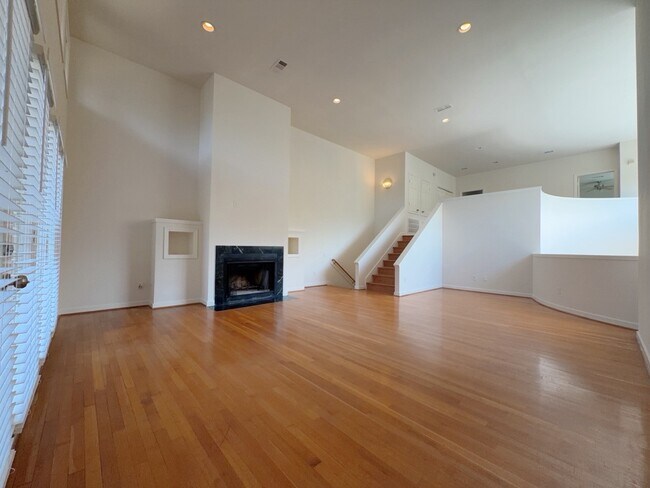 Foto del edificio - 11840 Taylorcrest Rd