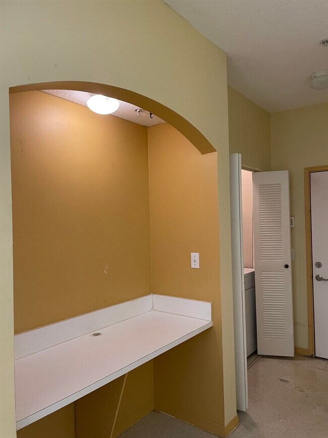 Foto del edificio - 520 Florida Club Blvd