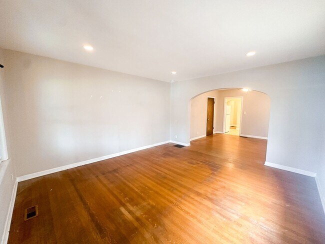 Foto del edificio - 816-818 N Bancroft St