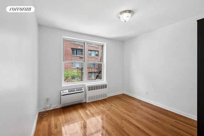 Foto del edificio - 401 W 56th St