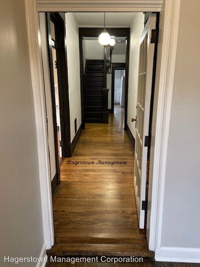 Foto del edificio - 516 Reynolds Ave