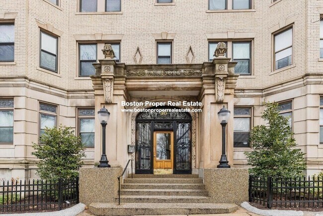 Foto del edificio - 52 Charlesgate E