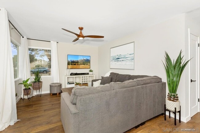 Foto del edificio - 3606 Clairemont Mesa Blvd
