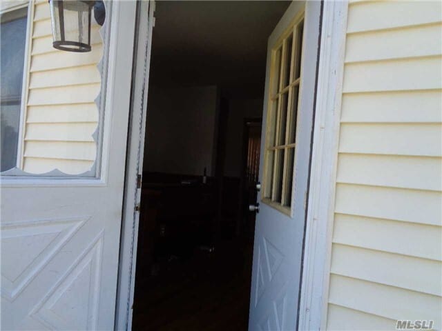 Primary Photo - 237 Loeffler St