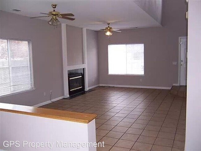 Building Photo - 5 br, 3 bath House - 2159 Napa River