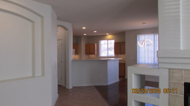 Building Photo - 8968 Fox Dr