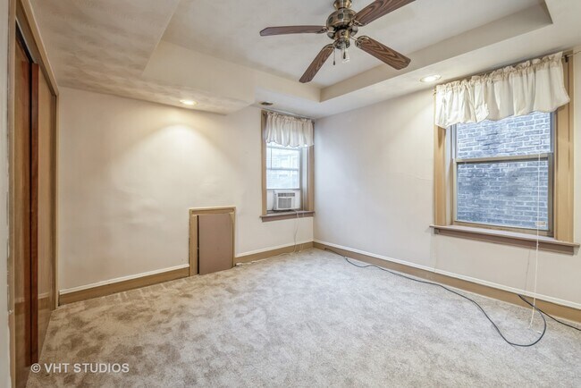 Building Photo - 8535 S Drexel Ave