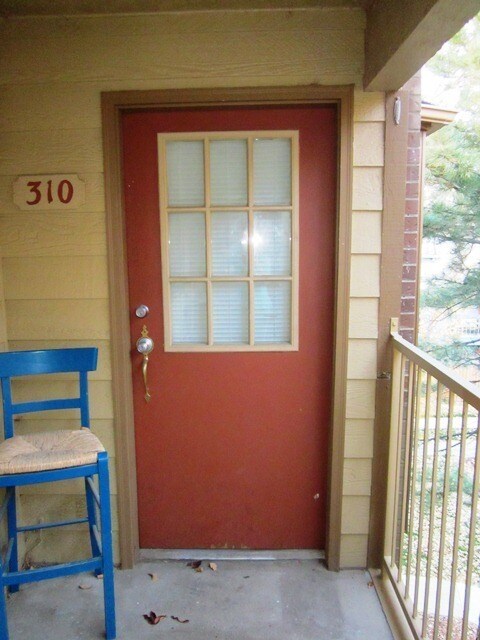 Building Photo - 3313 Madison Ave