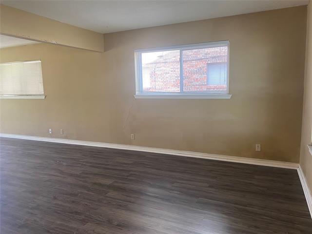 Foto del edificio - 1710 N Travis St