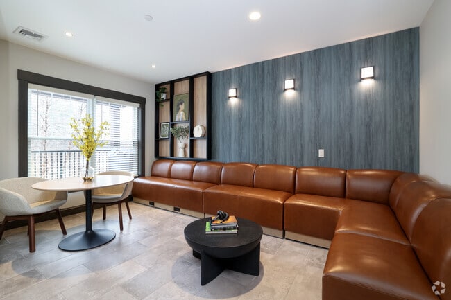Lobby Photo - The Fairmount North Shore