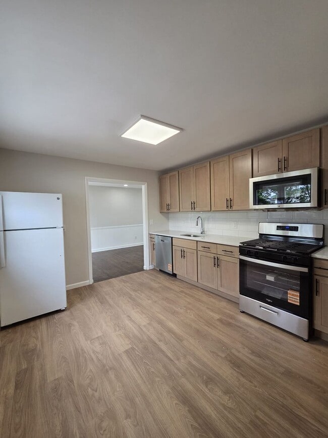 Building Photo - 955 Egret Dr