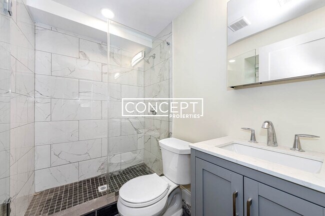 Foto del edificio - 68 Stanley Ave