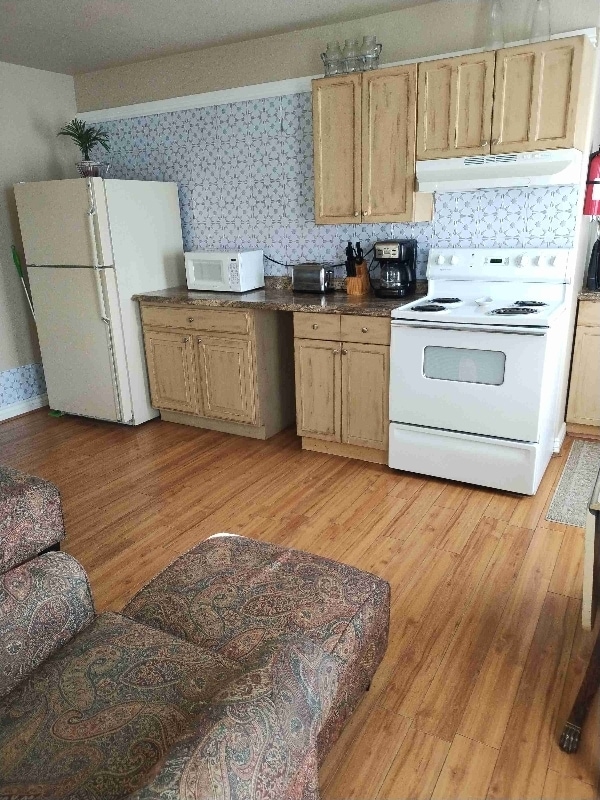 Photo - 637 E Willamette Ave Apartment