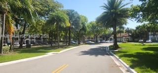 Foto del edificio - 610 S Park Rd