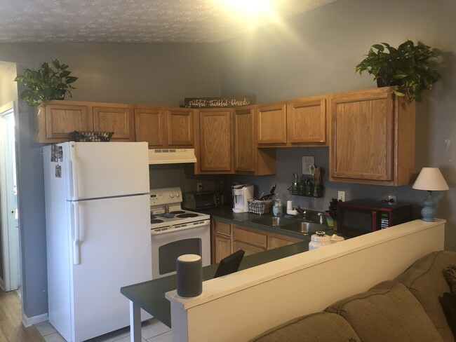 Kitchen with dishwasher - 632 Hal Greer Boulevard