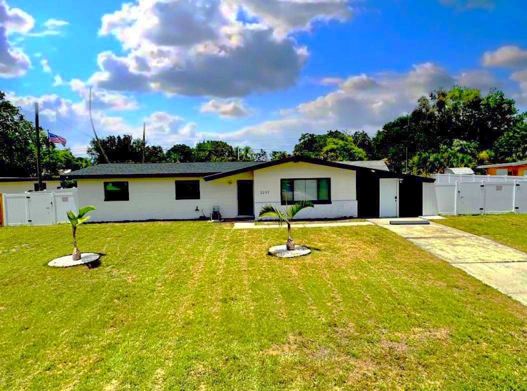 3297 Hillsdale Ave, Largo, FL 33774 House for Rent in Largo, FL