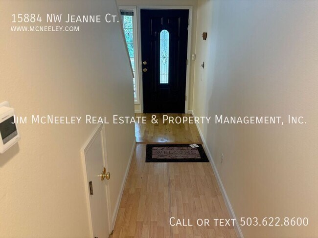 Foto del edificio - 15884 NW Jeanne Ct