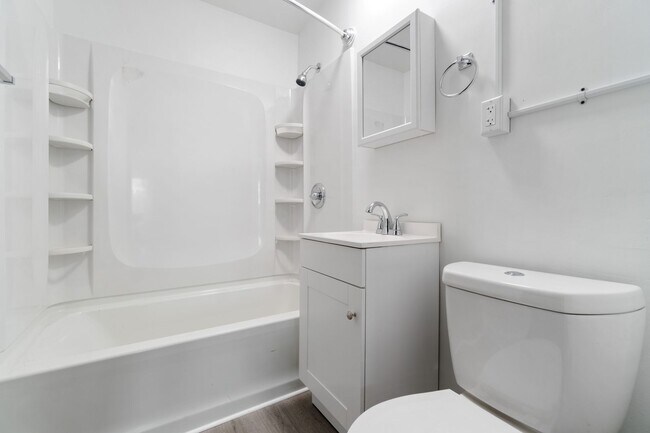 Foto del edificio - Coming this February: 1BR Townhouse in Midland, PA!!