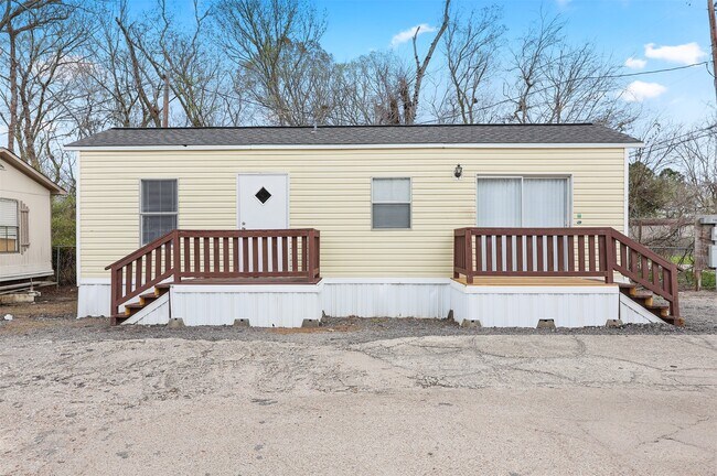 Foto del edificio - 5015 39th St E