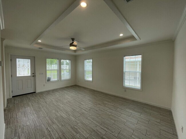 Foto del edificio - 34604 Ballyhoo Dr