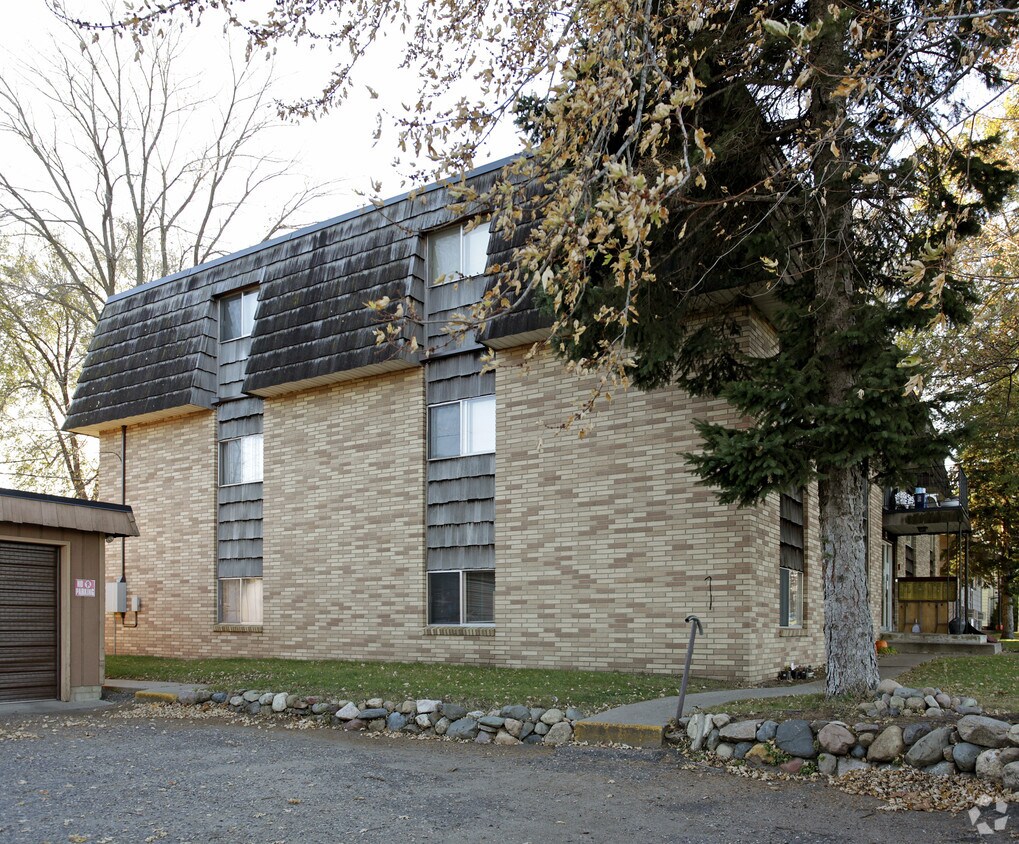 Primary Photo - 344 33rd Ave N