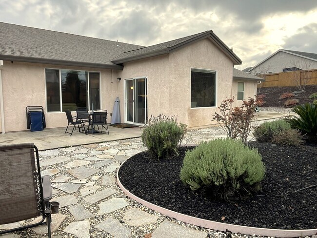 Patio trasero - 358 Reddington Dr