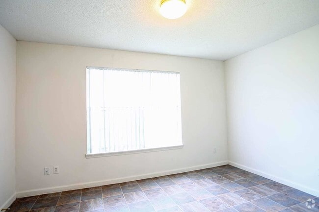 Bedroom - Citrus Meadows Apartment Homes