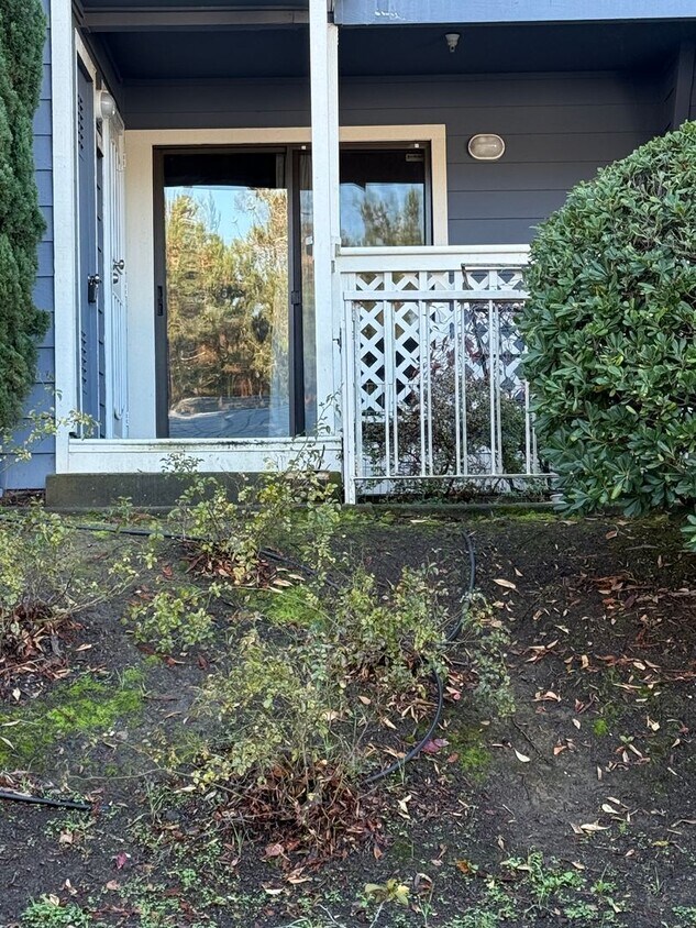 Primary Photo - Gated Community with easy west bound 80 access