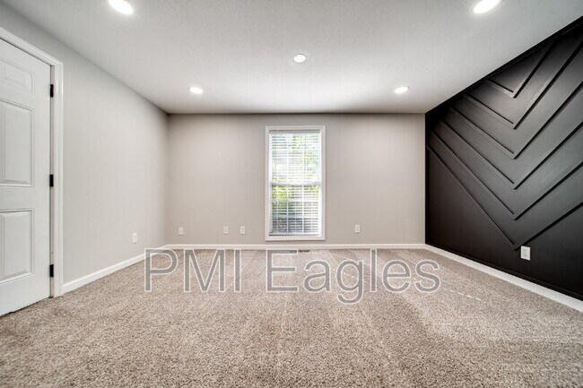 Foto del edificio - 1016 Swift Dr