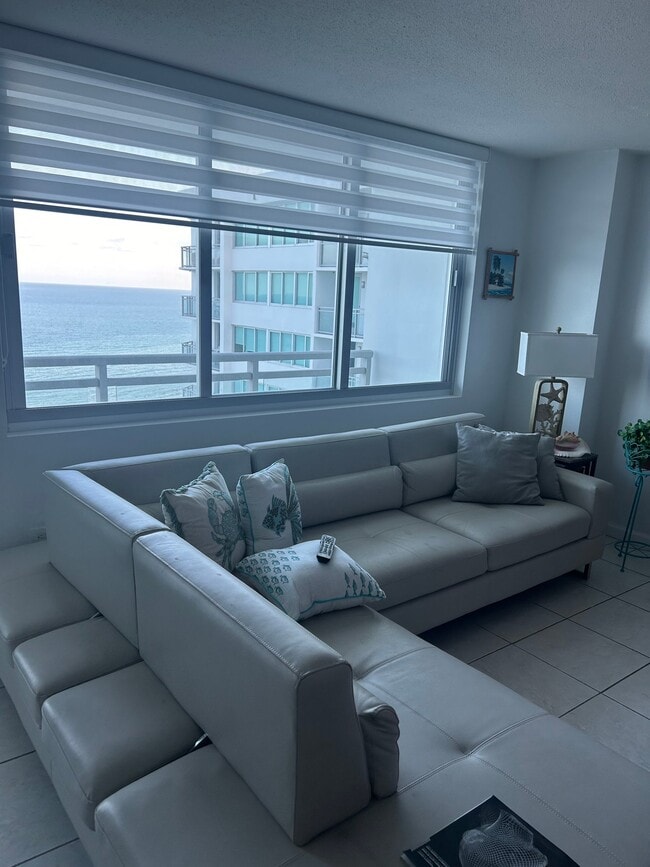 Building Photo - 7135 Collins Ave