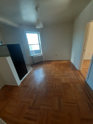 Building Photo - 60 Sip Ave