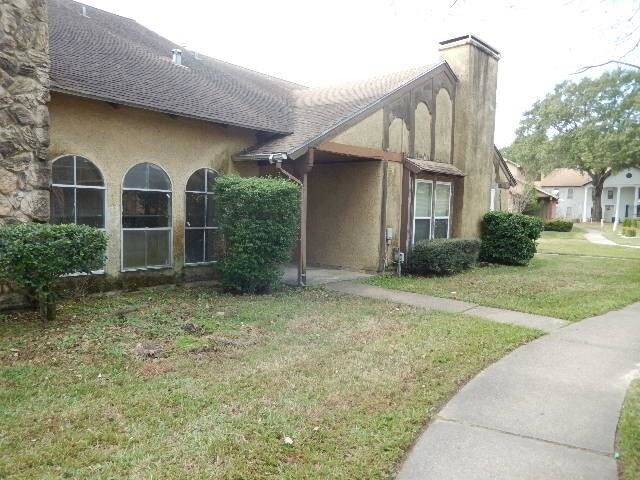 Primary Photo - 12343 W Village Dr