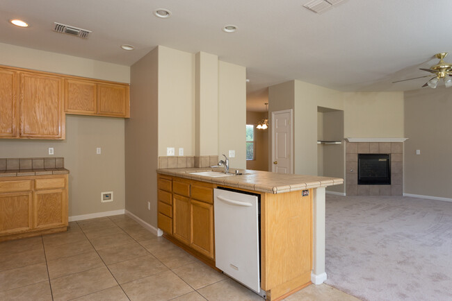 Building Photo - This is a gorgeous home, make it yours!