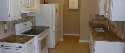 Foto del edificio - 1025 Springwood Dr