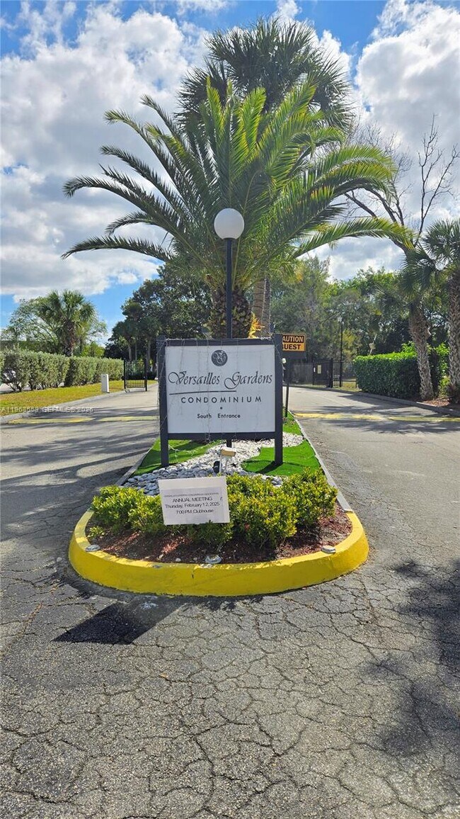 Foto del edificio - 7925 Fairview Dr