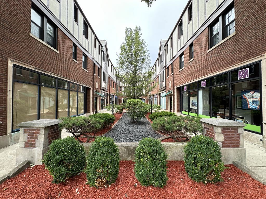 893 Green Bay Unit 61B, Northfield, IL 60093 Condo for Rent in