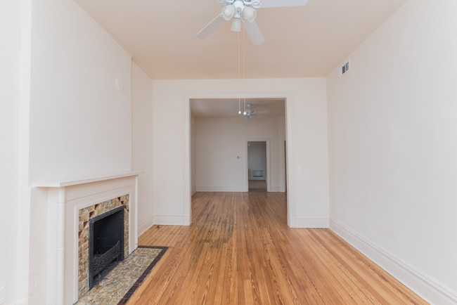 Photo - 1401 W Huron St Apartment