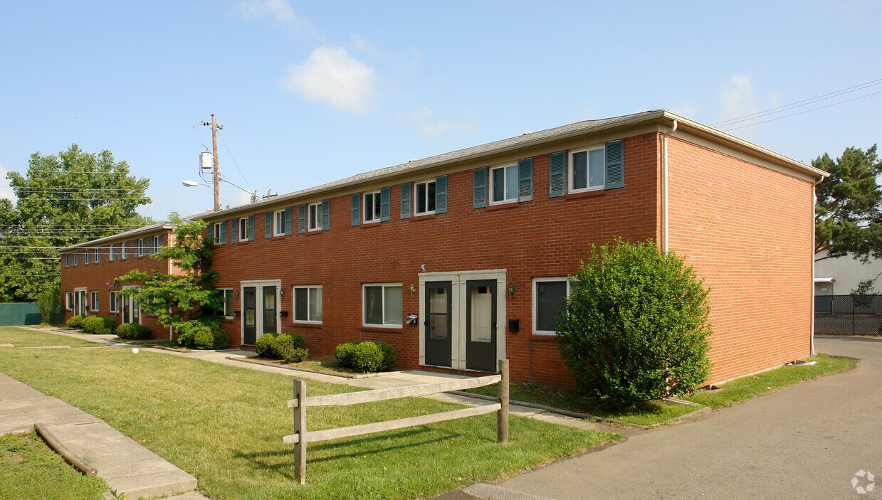 Primary Photo - North Meadows Apartments