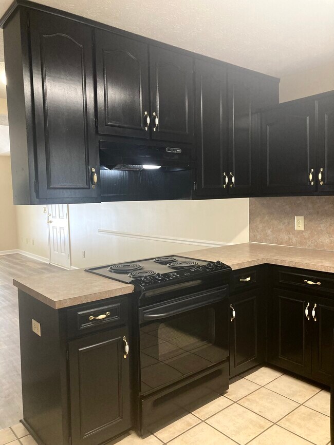 2930 Lee Rd 430, Smiths Station, AL 36877 Townhouse for Rent in