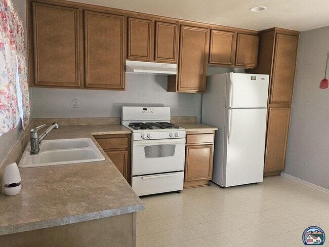 Foto del edificio - 1481 Rodeo Dr