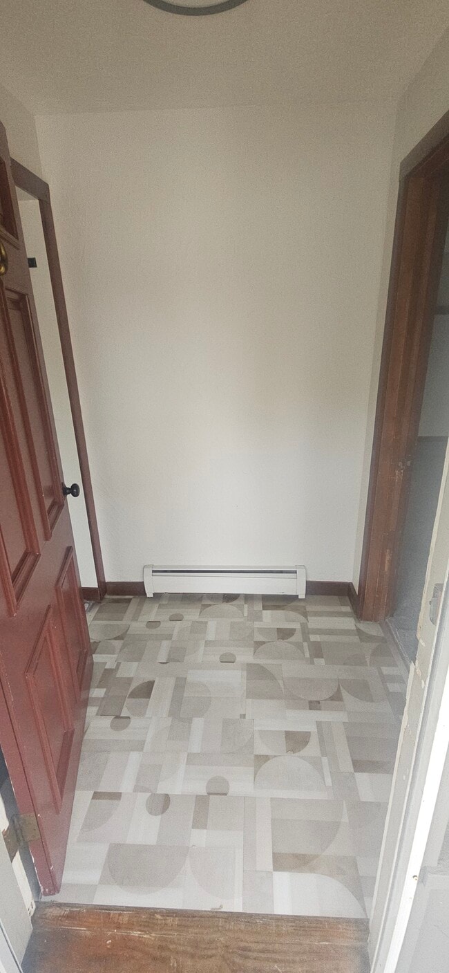 Entrance foyer - 143 Pollard St House