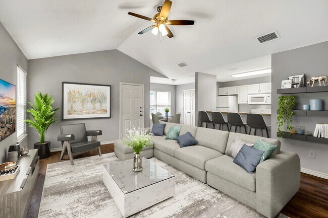 Building Photo - 3 Bedroom 2 Bath Duplex at Mansion Creek in Tyler! 1/2 off first full months rent