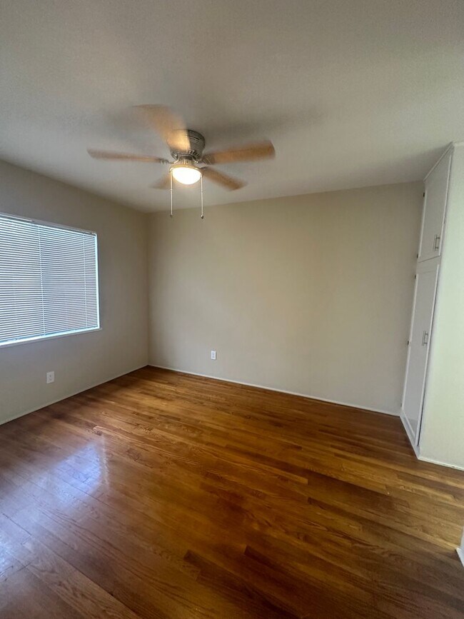 Foto del edificio - 12305OC