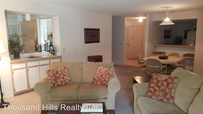 Building Photo - 2 br, 2 bath House - 240 Wimbledon Dr. #6