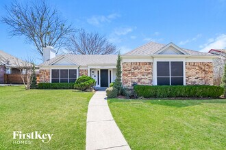 Building Photo - 804 Courson Dr