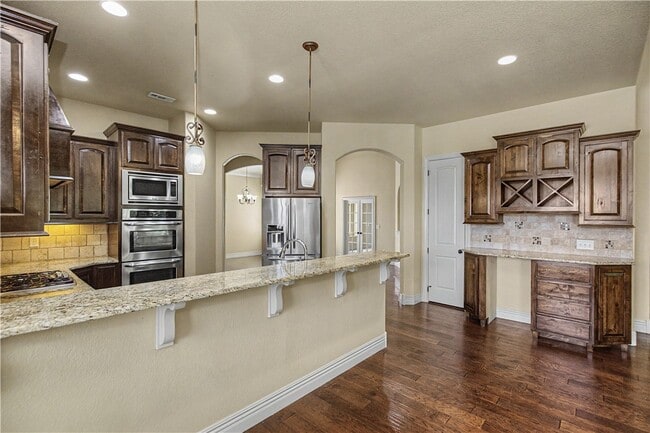 Building Photo - 6600 Willowridge Ln