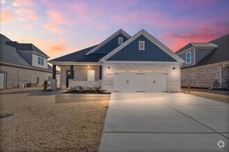Building Photo - 16930 Orleans Dr